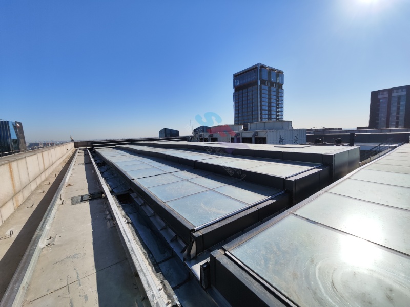 北京朝林集團朝林廣場大型多層平移采光頂項目案例